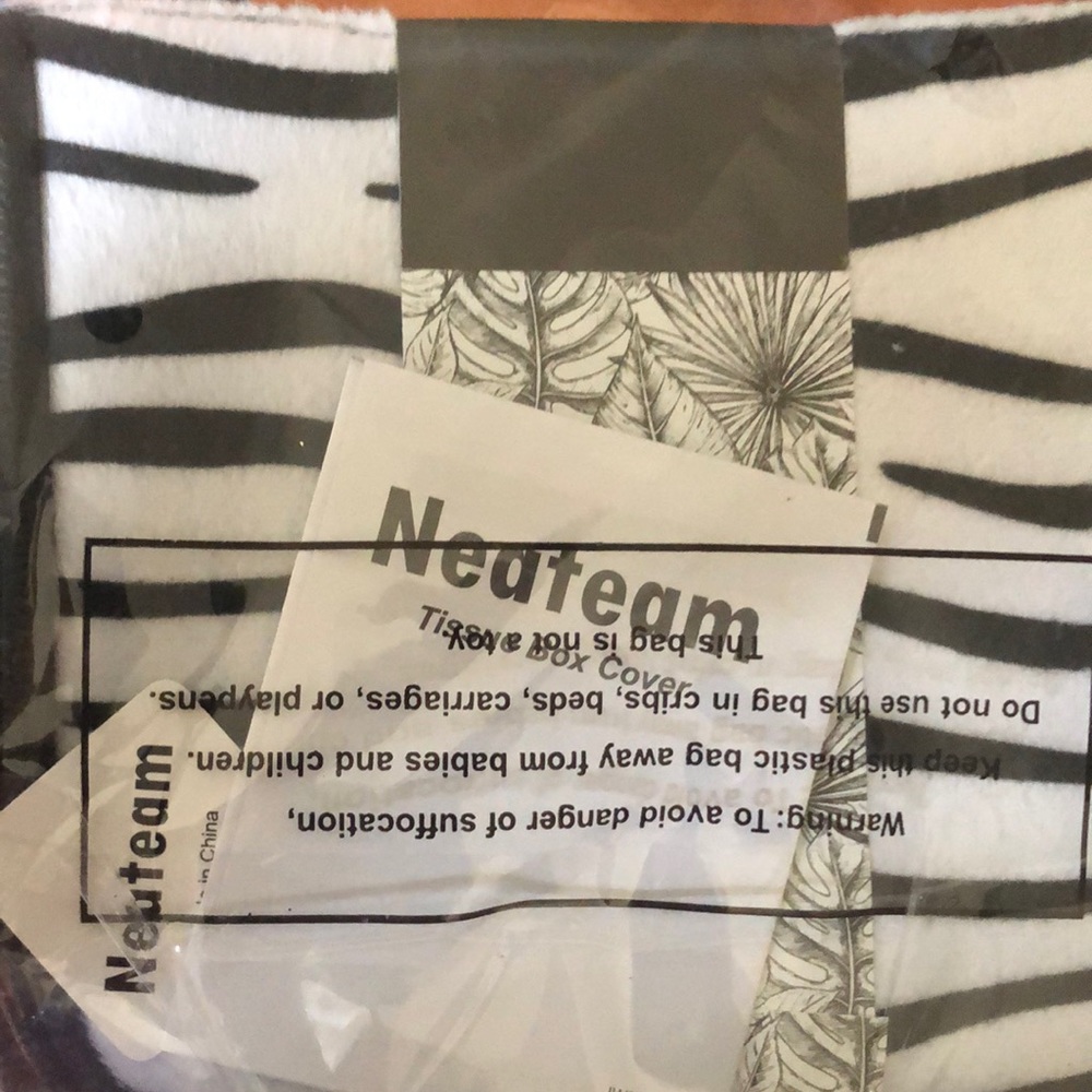 Neaten Square Facial Tissue Box Cover